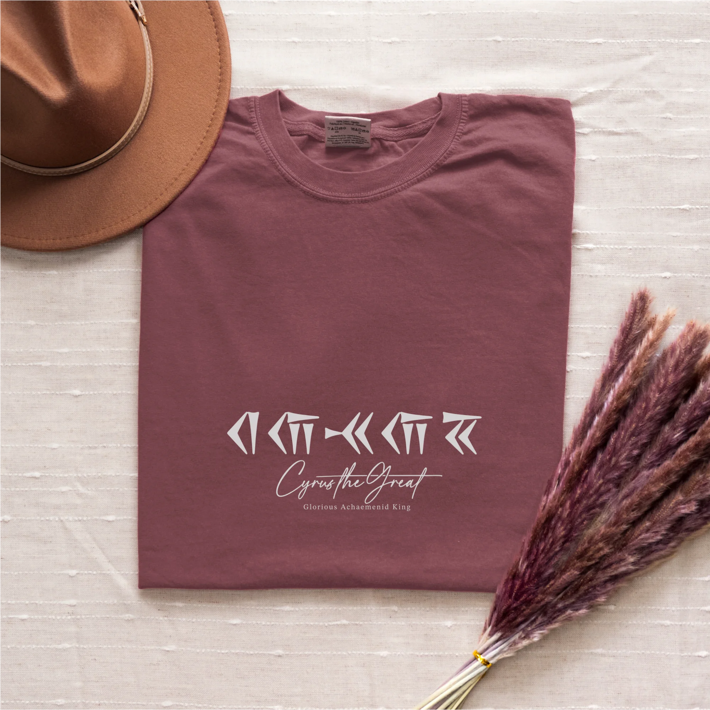PARSLEX _ Glorious Achaemenid King cotton graphic T-shirt