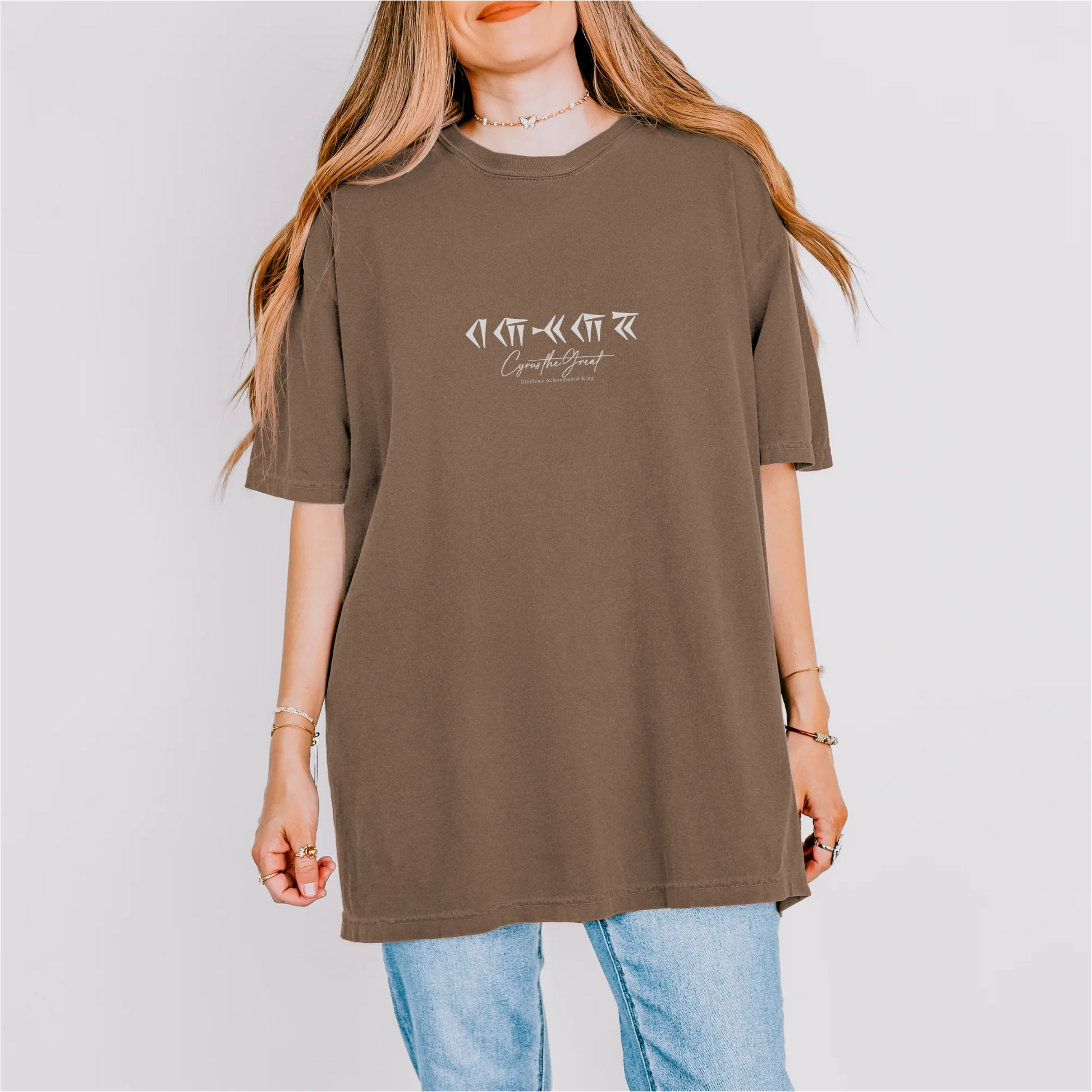 PARSLEX _ Glorious Achaemenid King cotton graphic T-shirt